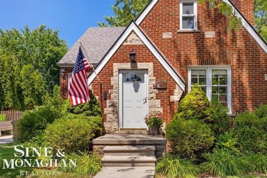 Welcome home to 430 Touraine. This beautifully updated brick - photo 2