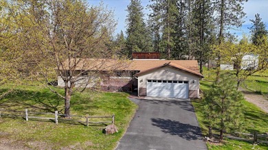 Lake Spokane / Long Lake Home For Sale in Nine Mile Falls Washington