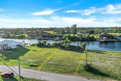 SOUTHERN EXPOSURE! 200' WIDE *KING* CANAL! UNRESTRICTED BOATING - photo 6
