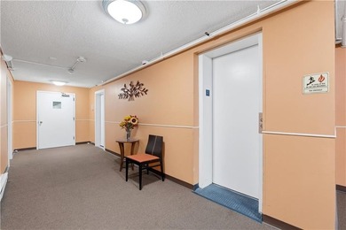 Beautifully renovated second-floor condo in the desirable - photo 6