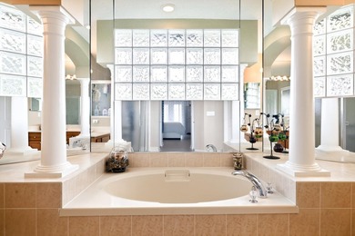 Welcome to this beautifully maintained Royal Professional - photo 40