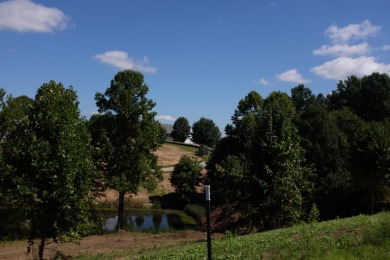 Golden Pond Lot For Sale in London Kentucky