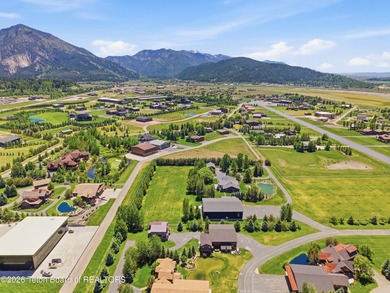 Set in one of the country's finest fly-in communities, this - photo 47