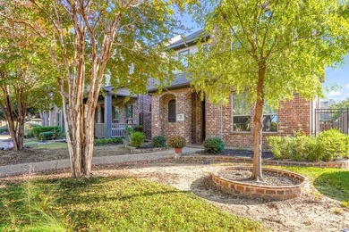 Lake Viridian Home For Sale in Arlington Texas