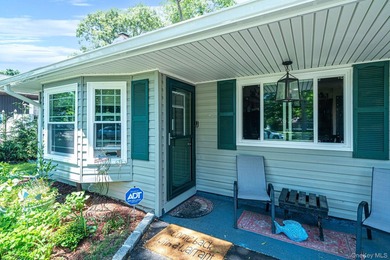 Comfort, convenience, and timeless charm come together in your - photo 4