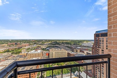 Set high on the 29th floor of Airye Tower, this corner-unit - photo 8