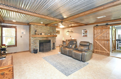 32 acres,3 Homes, 4 Septics,Carports, RVShop, Barns & PrivateLake - photo 27