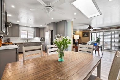 Perfectly positioned on a desirable corner lot, this beautifully - photo 14