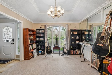 Welcome to this beautiful 4-bedroom, 3-bathroom home offering 2 - photo 14