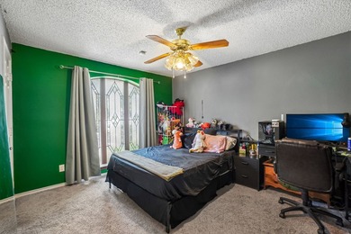 Welcome to this beautiful 4-bedroom, 3-bathroom home offering 2 - photo 16