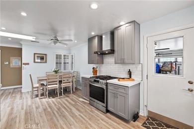 Perfectly positioned on a desirable corner lot, this beautifully - photo 18