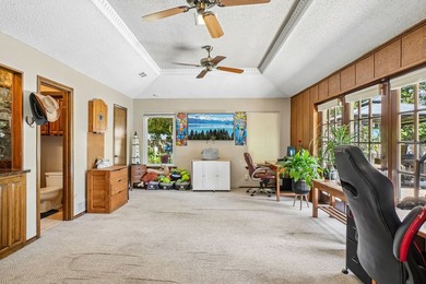 Welcome to this beautiful 4-bedroom, 3-bathroom home offering 2 - photo 21