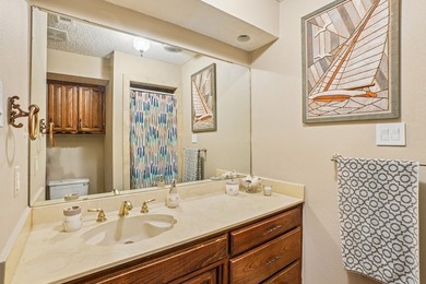 Welcome to this beautiful 4-bedroom, 3-bathroom home offering 2 - photo 23