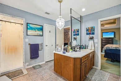 Welcome to this beautiful 4-bedroom, 3-bathroom home offering 2 - photo 27