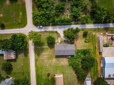 Walking distance to Newcastle School. This home is just a block - photo 5