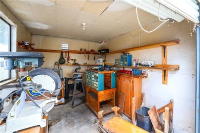 Perfectly positioned on a desirable corner lot, this beautifully - photo 40