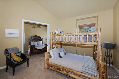 Welcome to an extraordinary custom-built mountain retreat where - photo 42