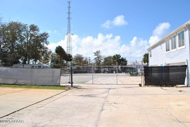 Premier Mixed-Use Commercial Holding -- Holly Hill US-1 - photo 4