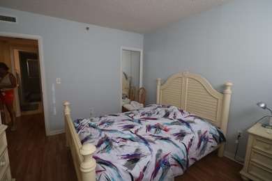 Established condominium community with strong HOA rules, has 24 - photo 5