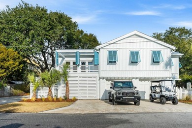 Incredible opportunity to own a beautifully renovated Sullivan's - photo 1