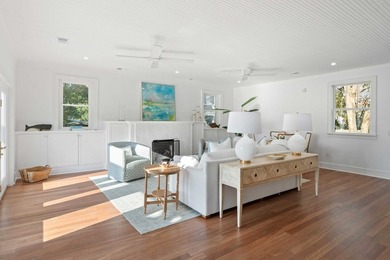 Incredible opportunity to own a beautifully renovated Sullivan's - photo 3