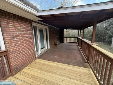 Welcome to this beautiful 3-bedroom, 2.5-bath home situated on 2 - photo 14