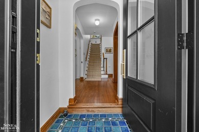 This beautiful 3 bedroom, one and a half bath colonial is - photo 5