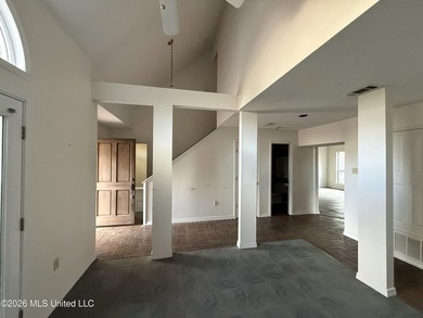 Welcome to this beautiful 3-bedroom, 2.5-bath home situated on 2 - photo 18