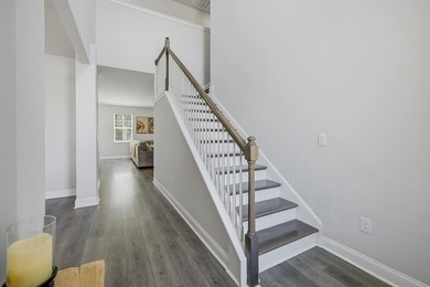 When the size of the price tag is smaller than the house and lot - photo 4
