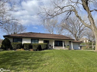 (private lake, pond, creek) Home Sale Pending in Osceola Iowa