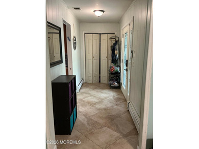Great ranch in lake community 2 miles from parkway. Spacious Eat - photo 6