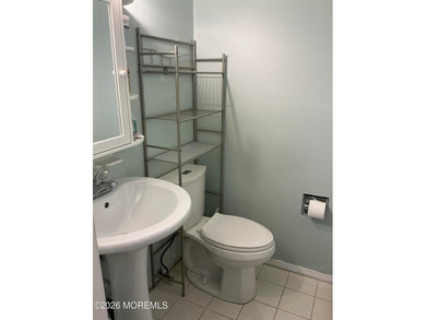 Great ranch in lake community 2 miles from parkway. Spacious Eat - photo 8