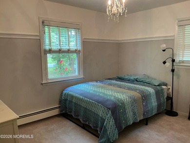 Great ranch in lake community 2 miles from parkway. Spacious Eat - photo 9
