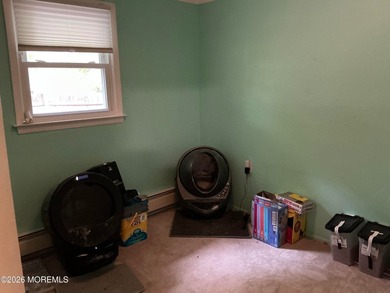 Great ranch in lake community 2 miles from parkway. Spacious Eat - photo 10
