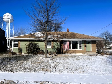 (private lake, pond, creek) Home For Sale in Rensselaer Indiana