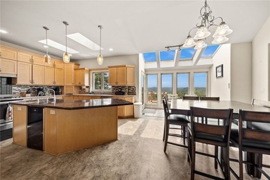 Private 11.08 acre Beaver Lake retreat with expansive lake views - photo 12
