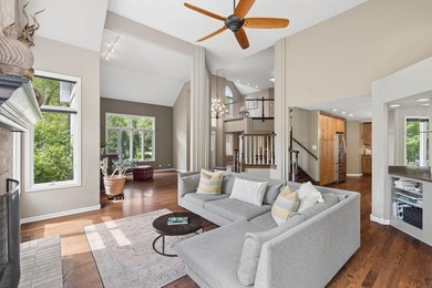 Refined contemporary residence set on an exceptionally private 1 - photo 4