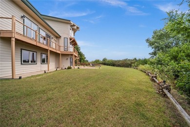 Private 11.08 acre Beaver Lake retreat with expansive lake views - photo 42