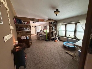 Charming Apple Valley residence on a generous half-acre lot - photo 8