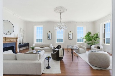 The Nathaniel Ingraham House, circa 1810, is a rare opportunity - photo 8