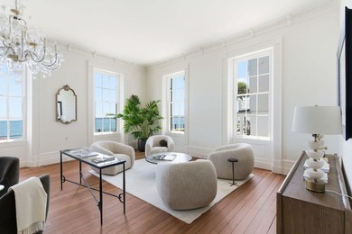 The Nathaniel Ingraham House, circa 1810, is a rare opportunity - photo 9