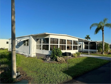 Caloosahatchee River Home For Sale in Fort Myers Florida