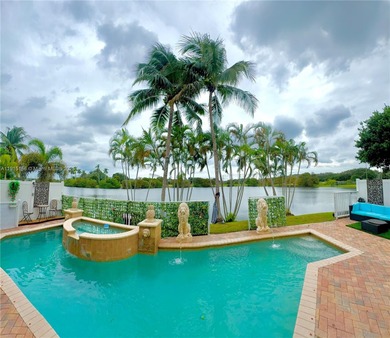 (private lake, pond, creek) Home Sale Pending in Hollywood Florida