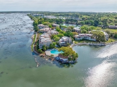 Beautifully maintained 2BR/2BA Newport villa with expansive - photo 18