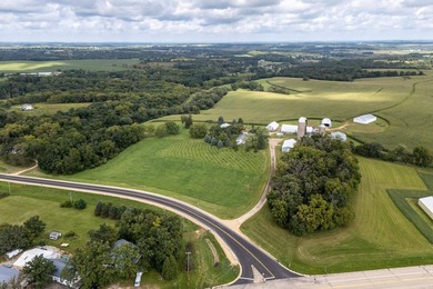 Nestled in Verona and on the outskirts of Mt. Horeb you have - photo 1