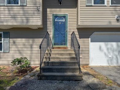 Charming 3-bedroom, 1.5-bath home with attached 1-car garage set - photo 4