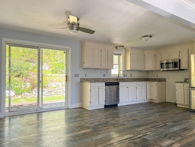 Charming 3-bedroom, 1.5-bath home with attached 1-car garage set - photo 8