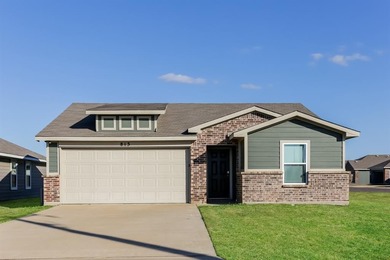 Lake Home For Sale in Mabank, Texas