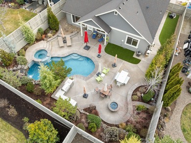 (private lake, pond, coastal) Home For Sale in Medford Oregon