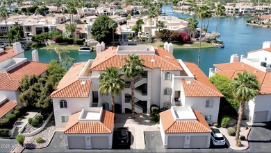 Lakefront living at Scottsdale Bay Club, a gated luxury - photo 4